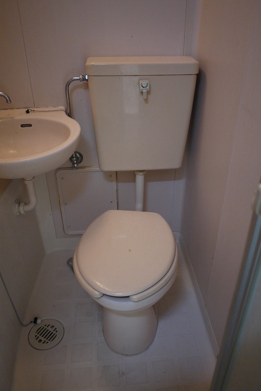 Toilet