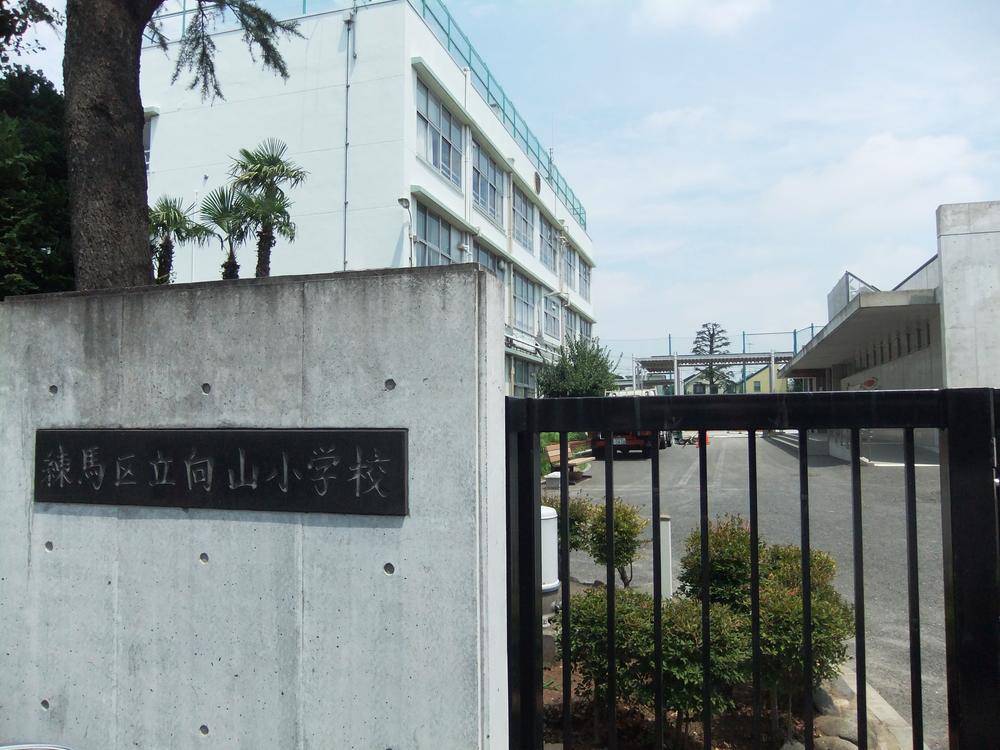 Primary school. 626m to Nerima Mukaiyama Elementary School