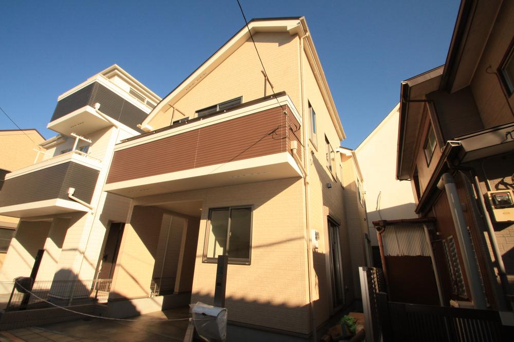 Local appearance photo