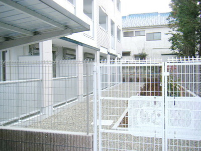 Other. It is safe on the first floor because of the fence until the (other) 5m