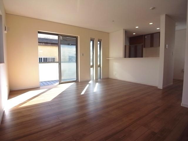 Same specifications photos (living). Living example of construction