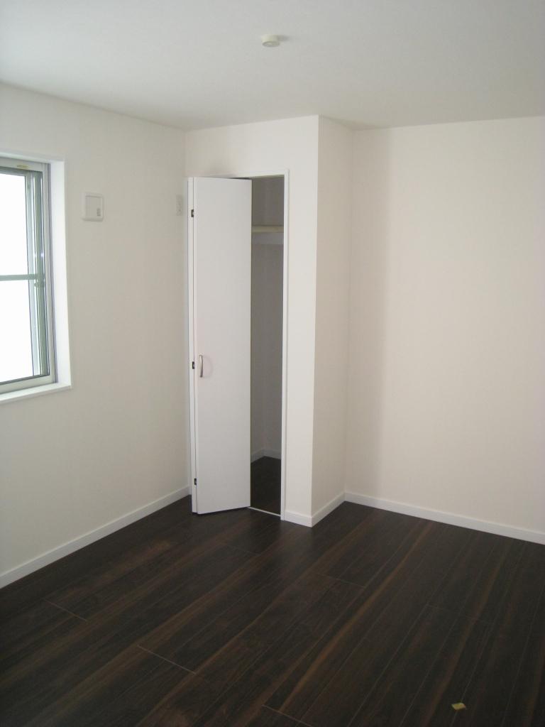 Same specifications photos (Other introspection). Seller construction cases _ Western-style