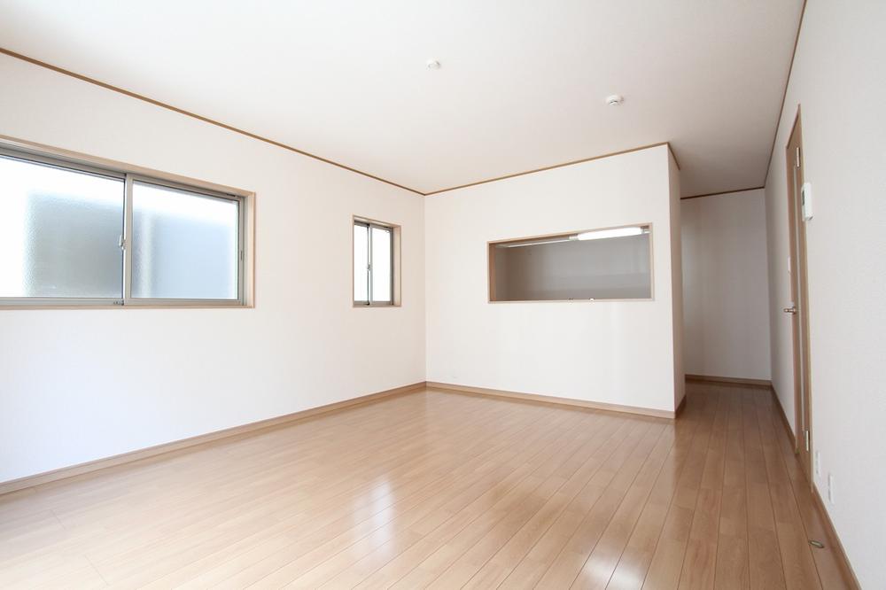 Living. Indoor (July 14, 2013) Shooting Building 2