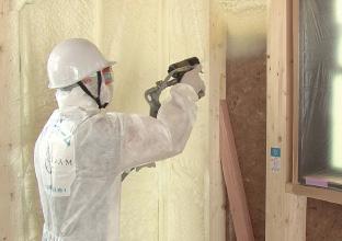 Construction ・ Construction method ・ specification. Gap without blowing insulation material "Aqua Form".