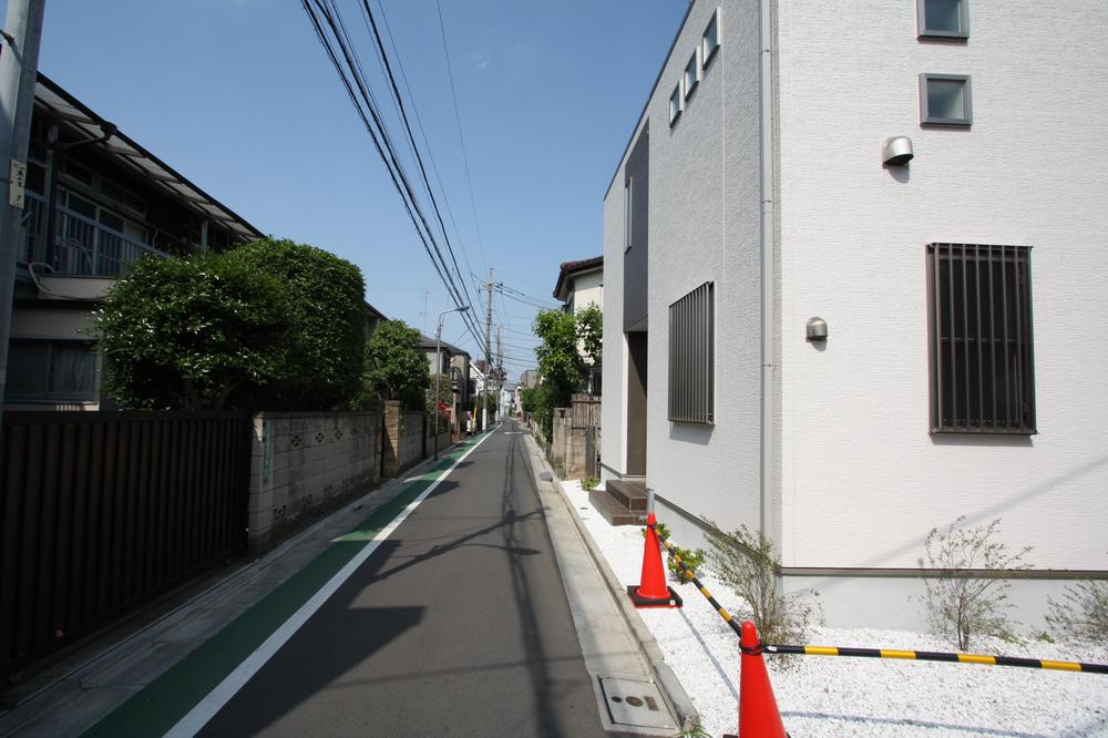 Local appearance photo