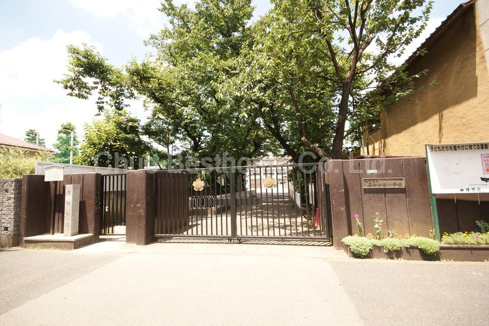 Primary school. 769m to Nerima Shakujii Nishi Elementary School