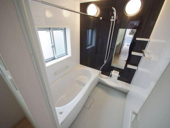 Same specifications photo (bathroom). Same specifications