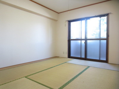 Living and room. Japanese-style room 6 Pledge (reference photograph of another in Room)