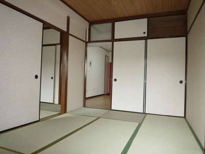 Living and room. Japanese-style room 6 quires