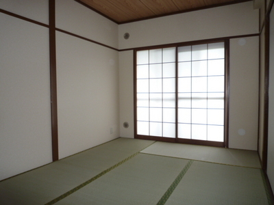 Living and room. Japanese-style room 6 quires