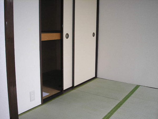 Other. Japanese-style storage