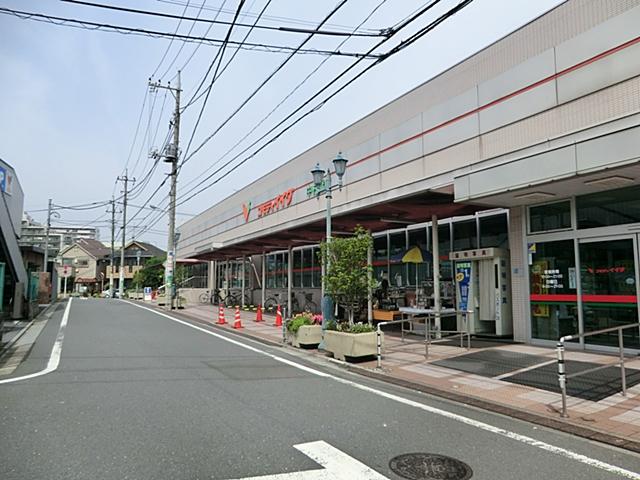 Supermarket. Commodities Iida Nakamurabashi to the store 1121m