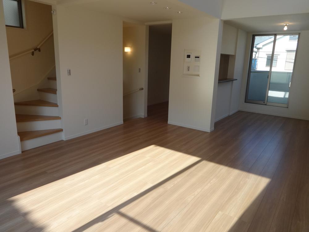 Living. Indoor (12 May 2013) Shooting