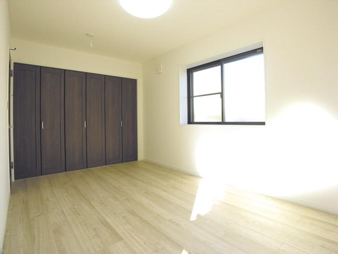 Non-living room. - Western-style -