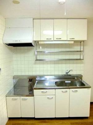 Kitchen. Gas stove installation Allowed