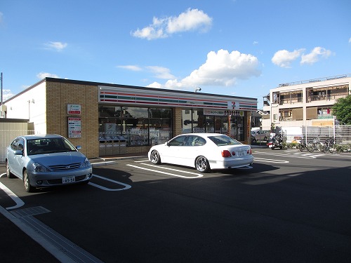 Convenience store. Seven-Eleven Nerima Kasuga-cho 4-chome up (convenience store) 334m