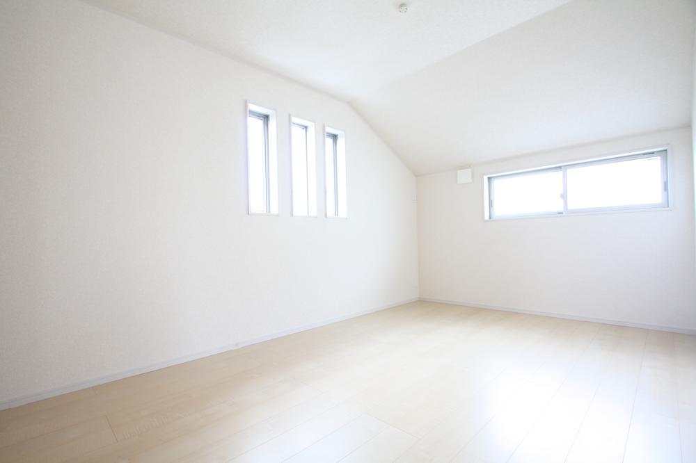 Non-living room. Indoor (12 May 2013) Shooting