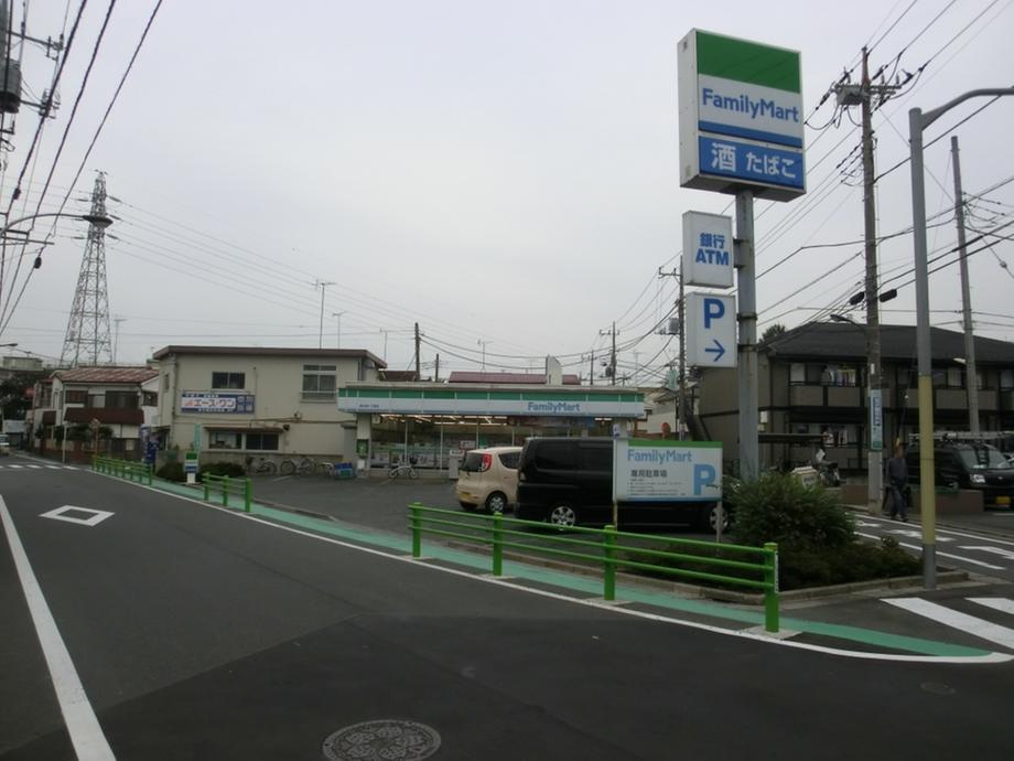 Convenience store. FamilyMart Minamiōizumi 377m up to five-chome