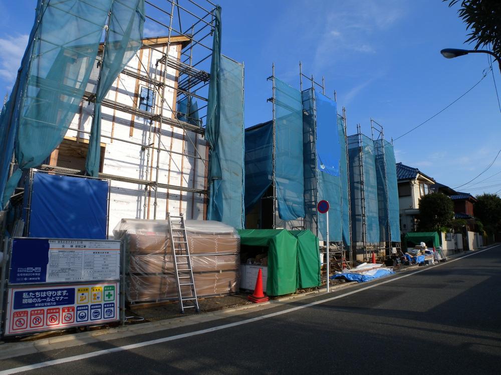 Local appearance photo. Local (10 May 2013) Shooting