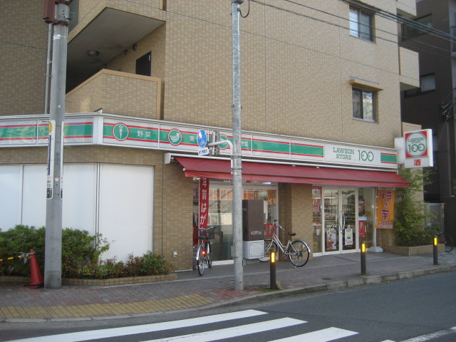 Convenience store. STORE100 Toyotamakita store up (convenience store) 342m