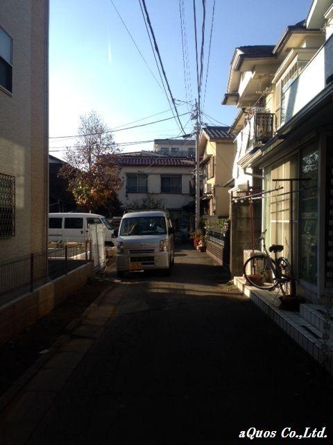 Local photos, including front road. Local (12 May 2013) Shooting