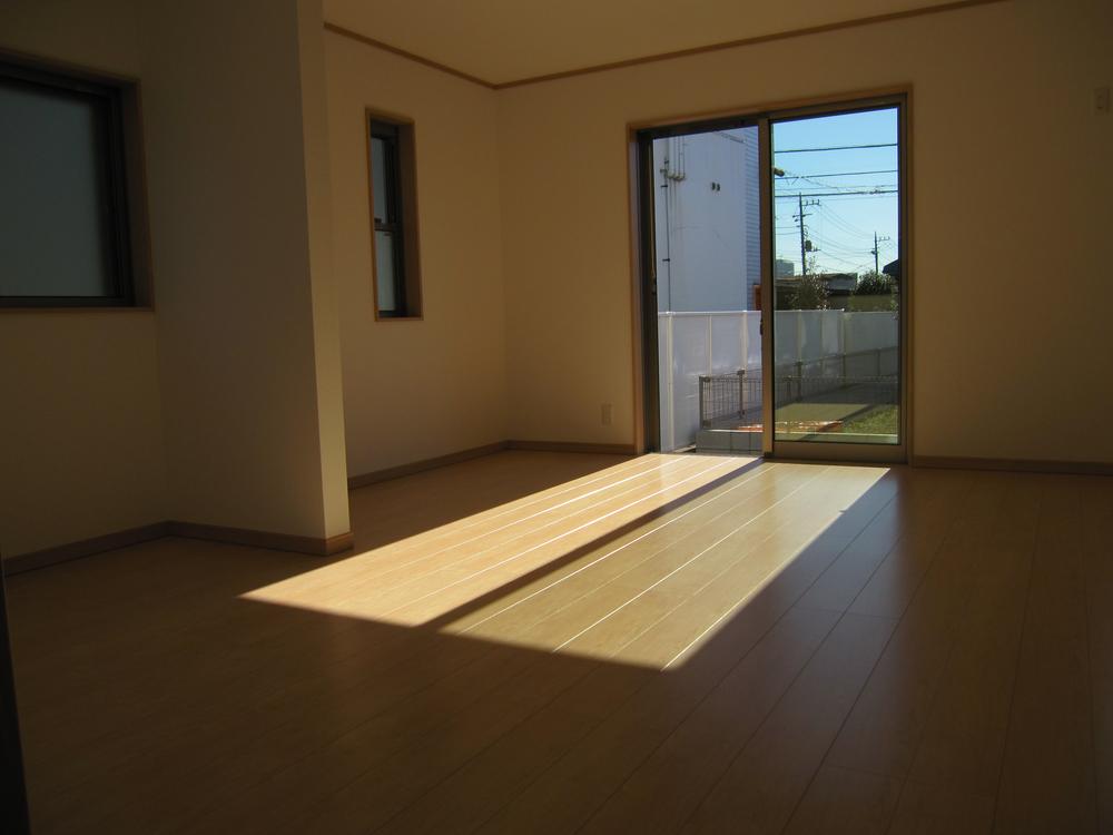 Living. Indoor (12 May 2013) Shooting