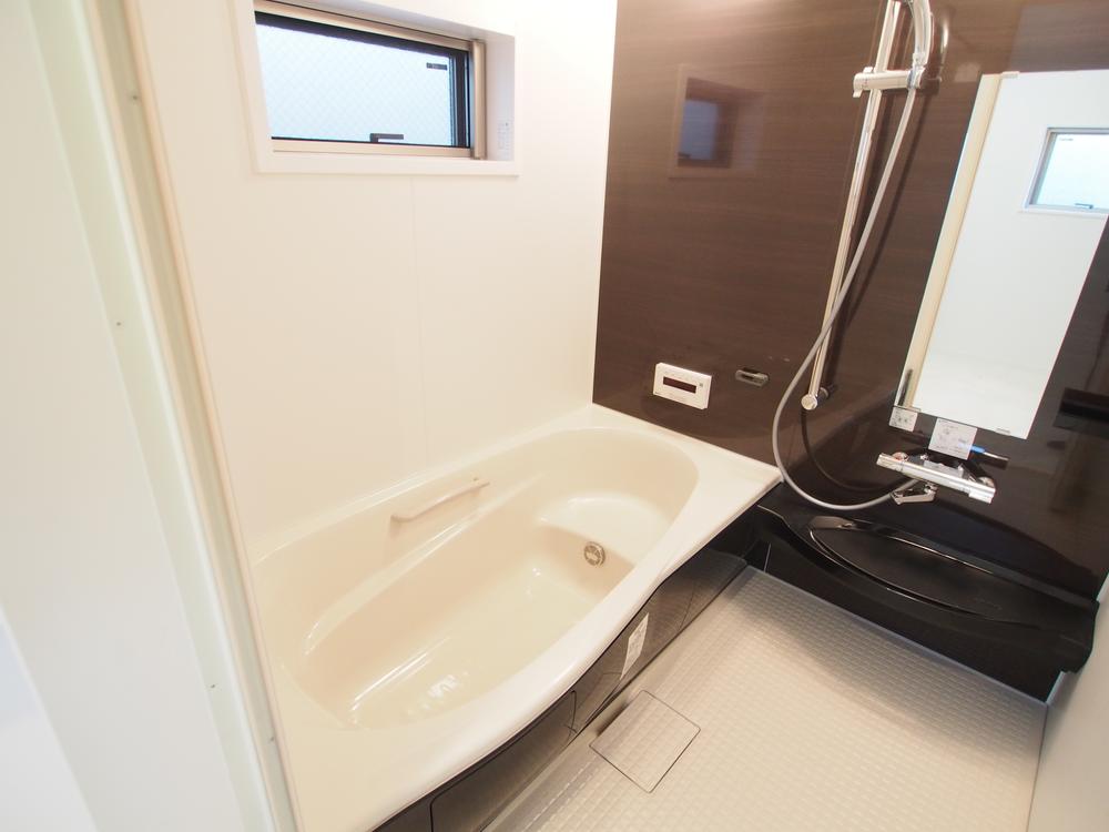 Bathroom. B Building bathroom (12 May 2013) Shooting