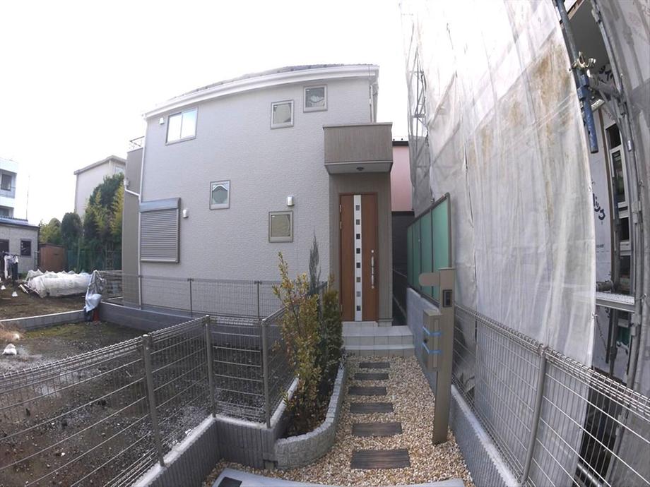 Local appearance photo