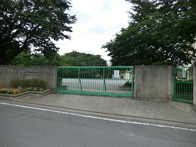 Primary school. 169m to Nerima Oizumikita Elementary School