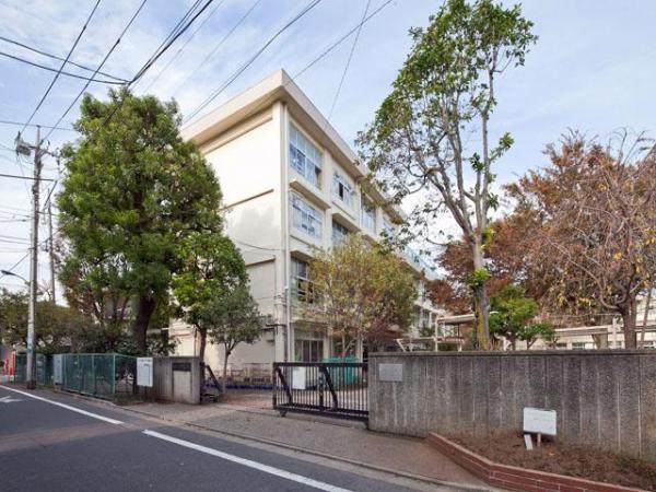 Primary school. Nakamachi until elementary school 1170m