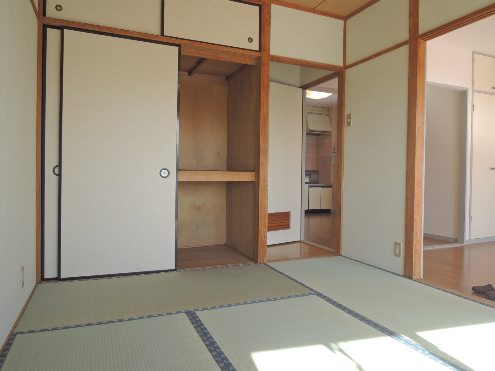 Living and room