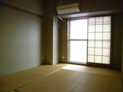 Living and room. Japanese-style room 6 Pledge