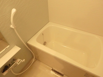 Bath. Add hot water 炊給 Bath & Bathroom Dryer