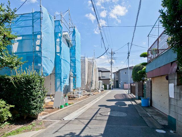 Local appearance photo. Selling local