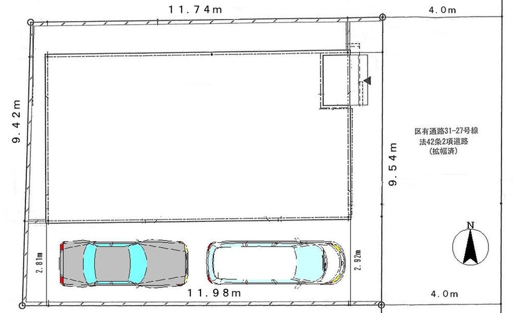 The entire compartment Figure. Garage space is 2 cars! Also up indoor lighting by providing a garage space on the south side! 