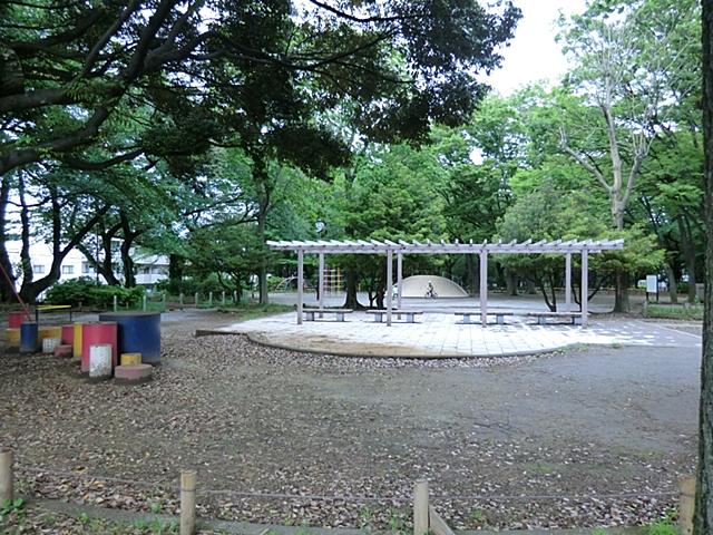 park. Johoku to Central Park 96m