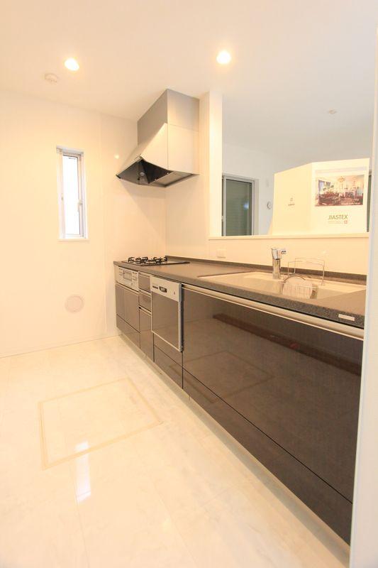 Kitchen. Oizumigakuen New construction