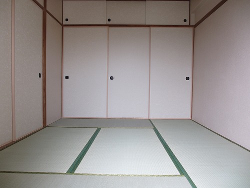 Other room space. Japanese-style room 6 quires