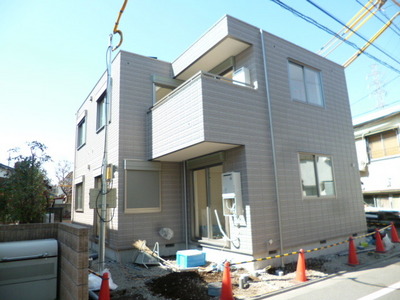 Building appearance.  [03-5834-2101] Contact Nichiwa Nerima until (D)