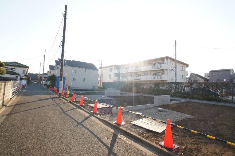 Local appearance photo. Car Street also less, Small children is also safe. 