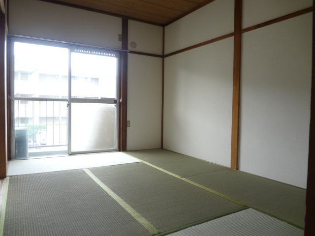 Living and room. Summer winter and cool in the warm Japanese-style room