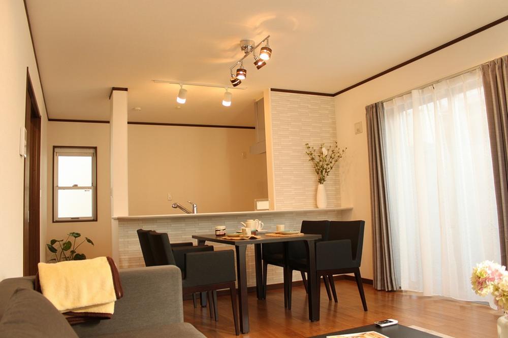 Living. Indoor (11 May 2013) Shooting