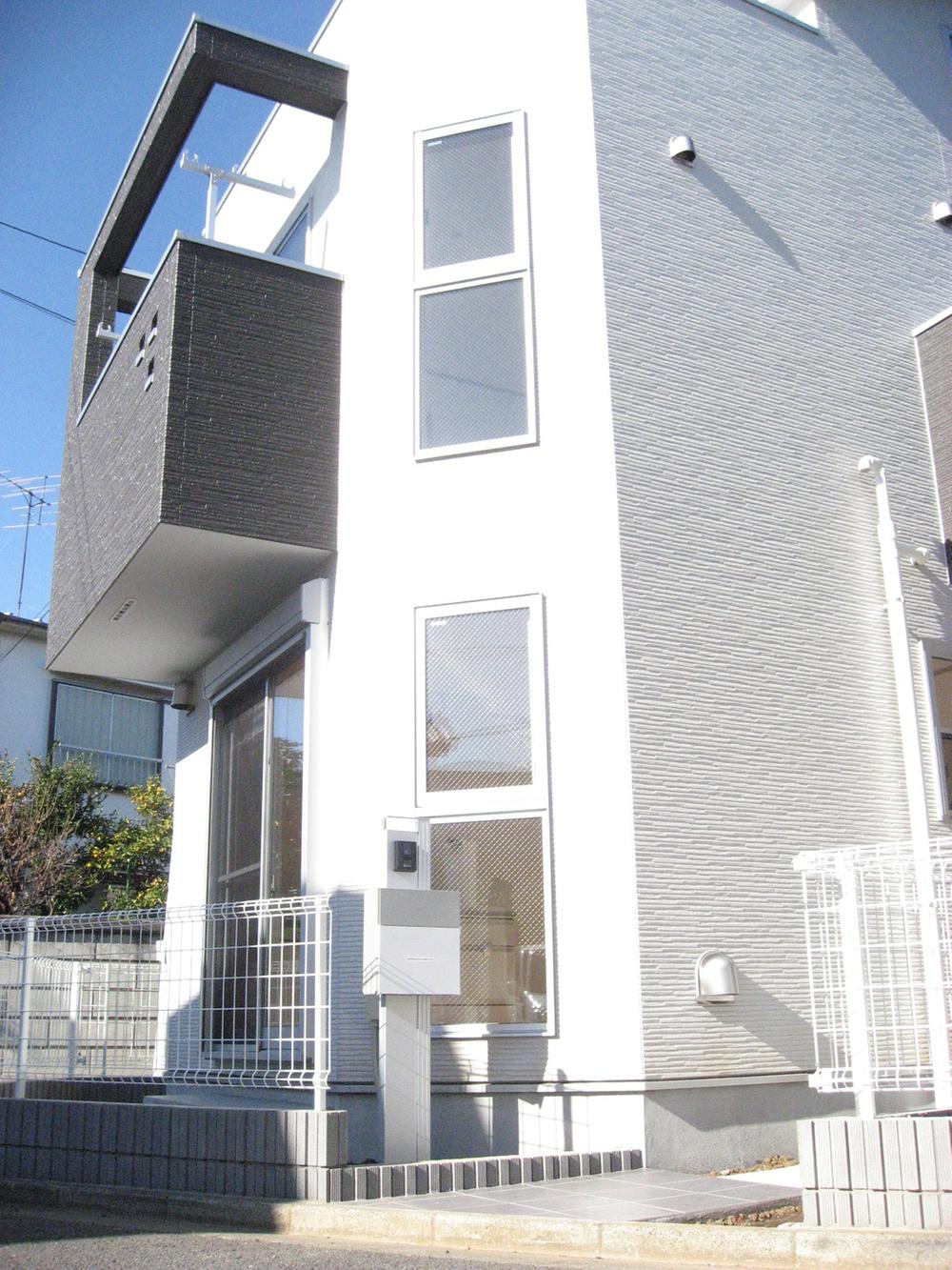 Local appearance photo. A Building Approach Local (12 May 2013) Shooting