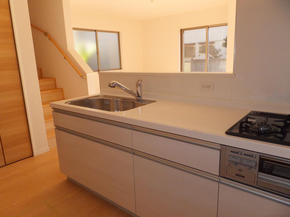 Kitchen. Local (12 May 2013) Shooting