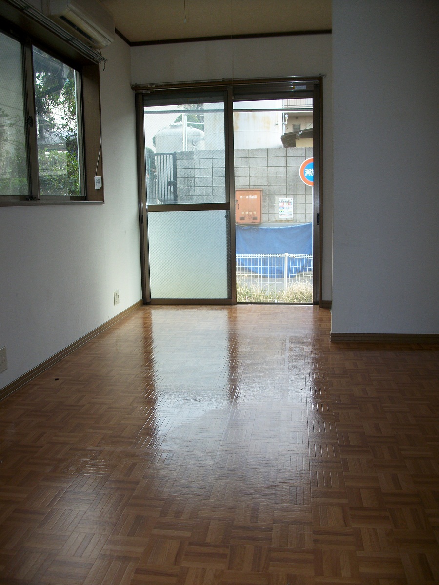 Living and room
