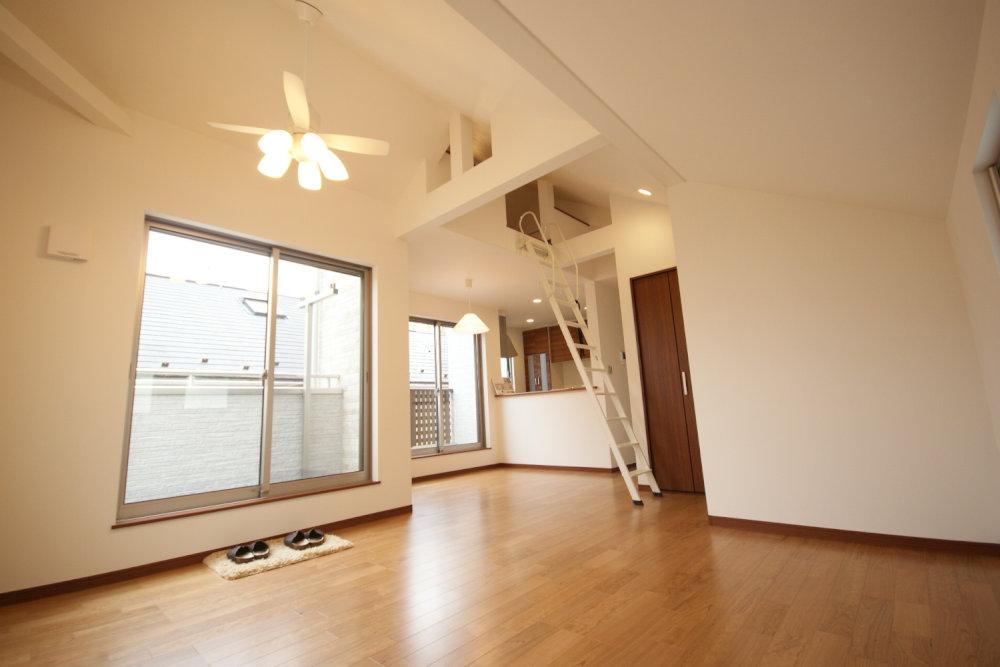 Same specifications photos (Other introspection). Not only appearance, Design of the rooms have also been devised.