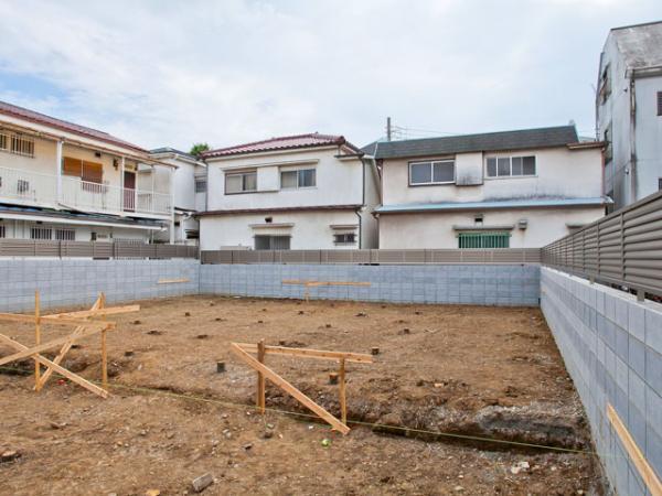 Local appearance photo