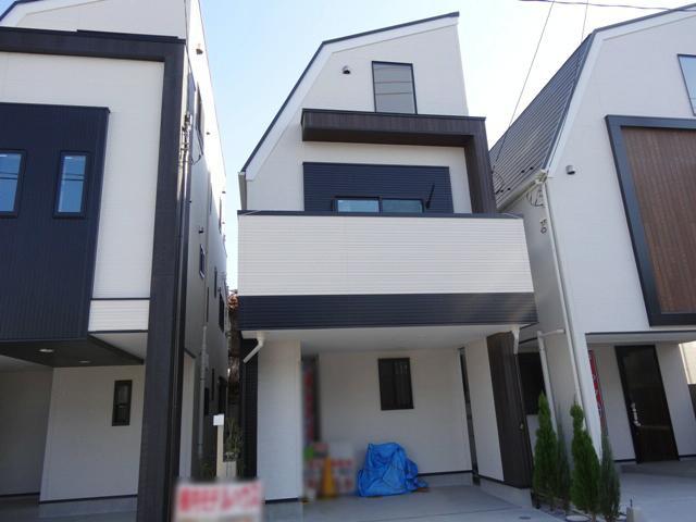 Local appearance photo. B Building appearance