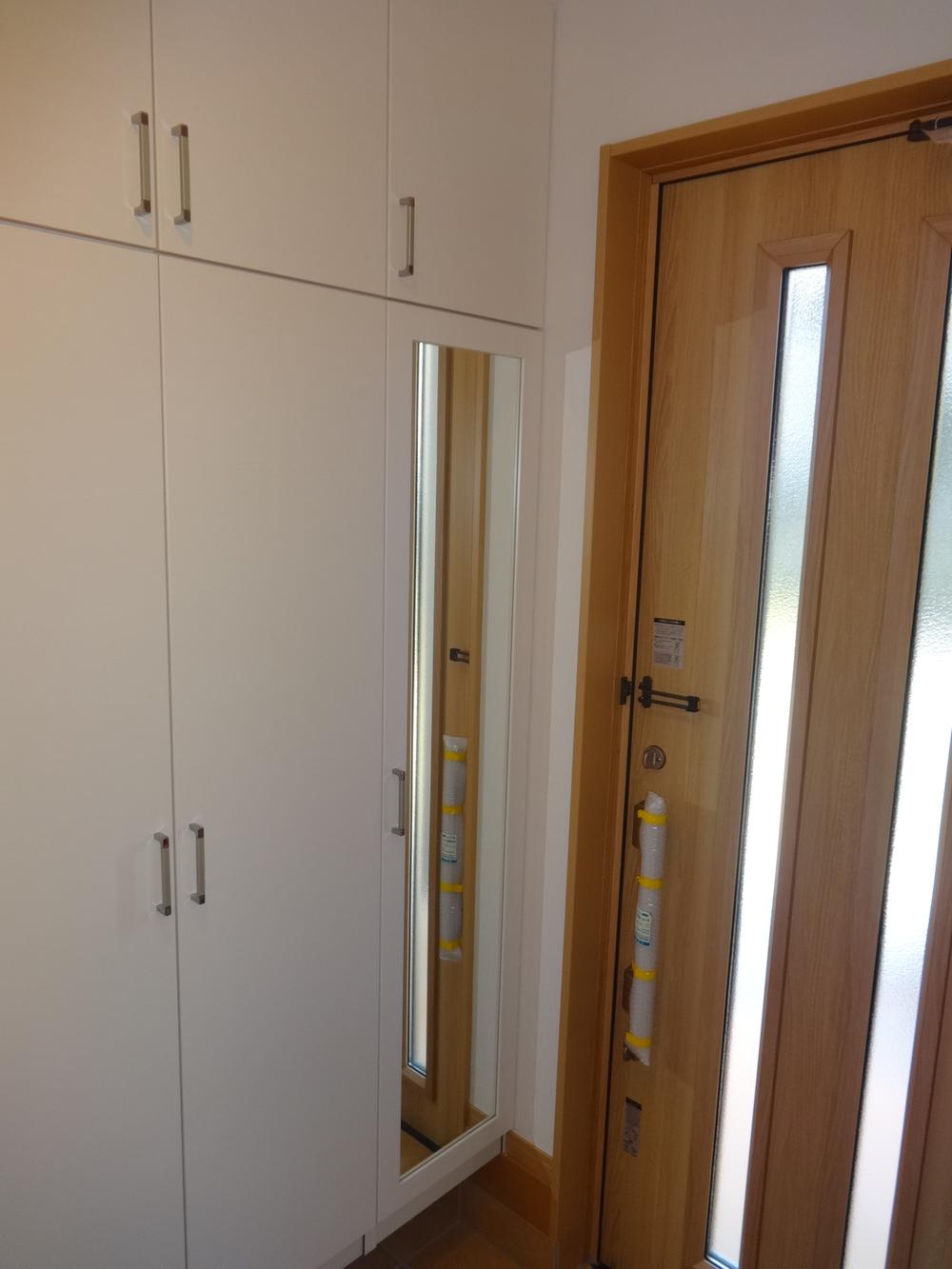 Entrance. Local (10 May 2013) Shooting