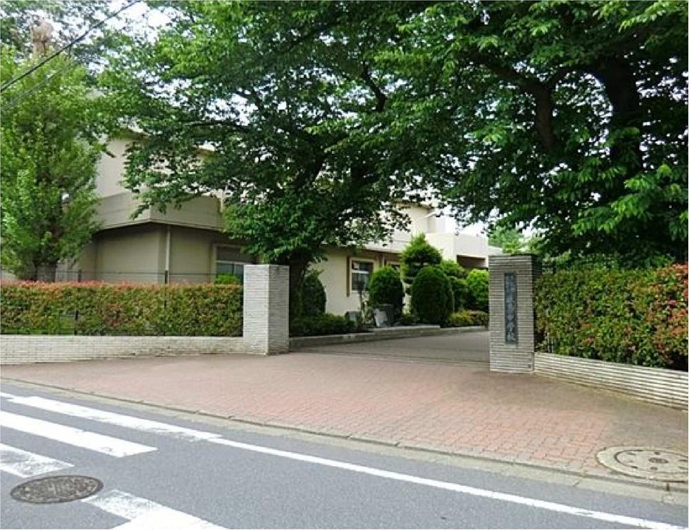 Junior high school. 909m to Nerima Nerima Junior High School